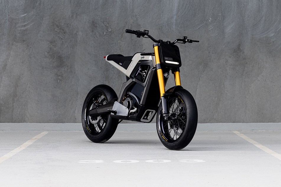 Concept-E – by DAB Motors / Outercraft